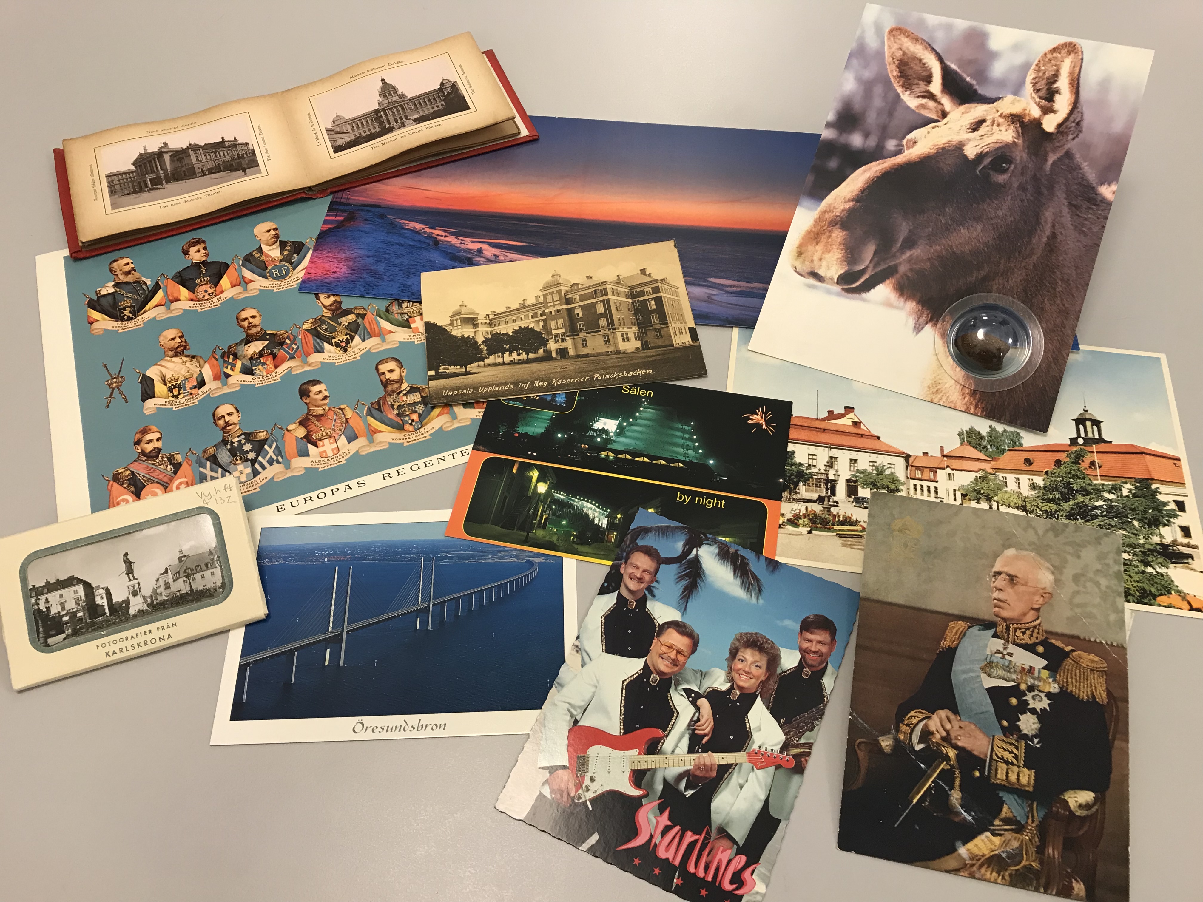 Ett kollage med de olika vykortsmotiv som förekommer i vykortssamlingen, t. ex. vykort med topografiskt motiv, vykortsporträtt, noveltykort mm.
