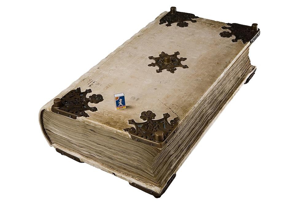 Codex Gigas och en tändsticksask