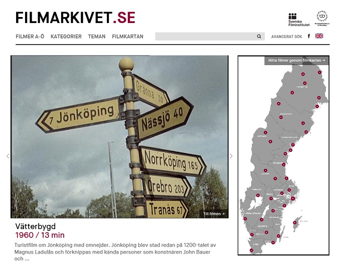 Skärmdump från tjänsten Filmarkivet.se. En bild av skyltar som pekar mot olika destinationer i Sverige och en Sverigekarta med röda punkter.