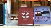 Böcker på meänkieli, Hallunda bibliotek. Från KB:s mediabank.